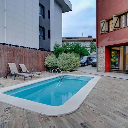 Oasis By Sanse Holidays * San Sebastián