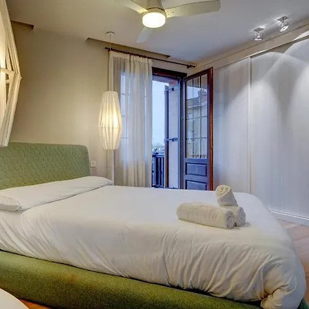 Oasis By Sanse Holidays * San Sebastián